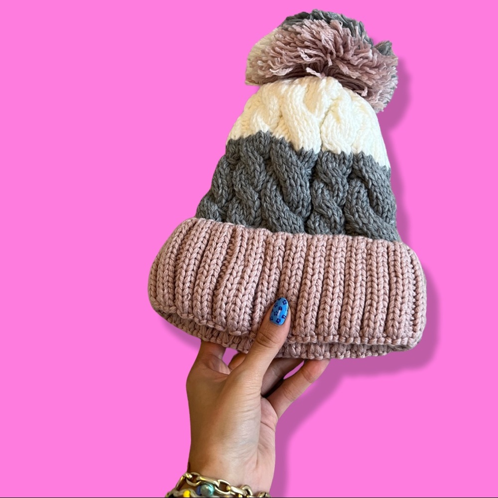 Warm knitted beanie with fleece interior
